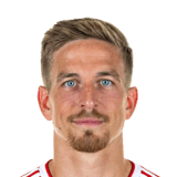Bastian Oczipka